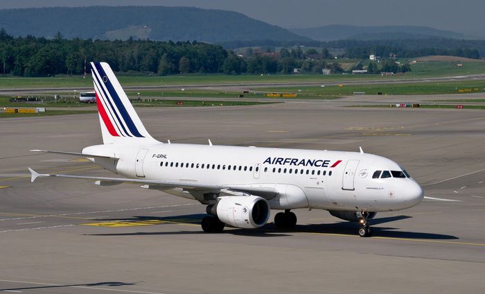 Statul francez va deveni cel mai mare acționar al Air France