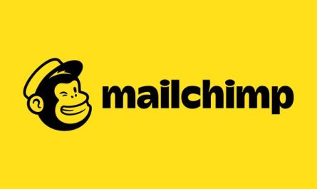 Mailchimp logo pe fundal galben